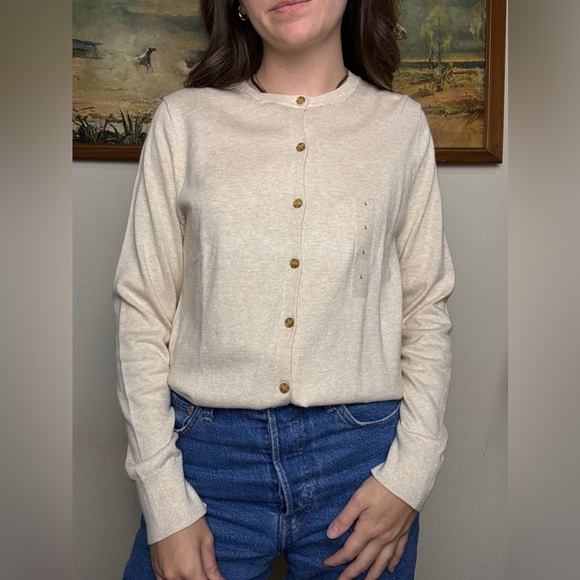 NWT GAP 100% cotton beige/cream button cardigan size L - Picture 1 of 4